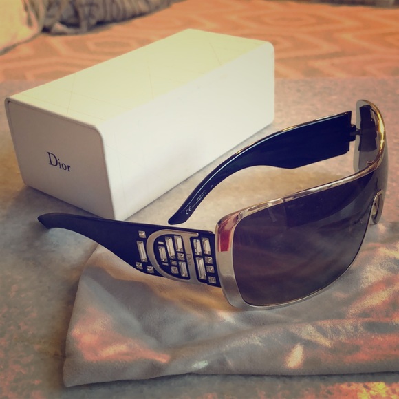 Dior Accessories - Women’s Dior sunglasses